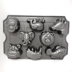 Nwot Nordic Ware Zoo Friends Mini Cake Pan Baking Kitchen